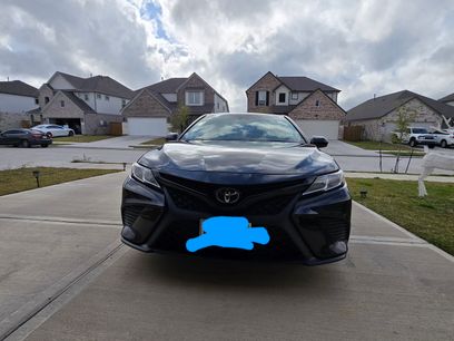 Used 2018 Toyota Camry SE