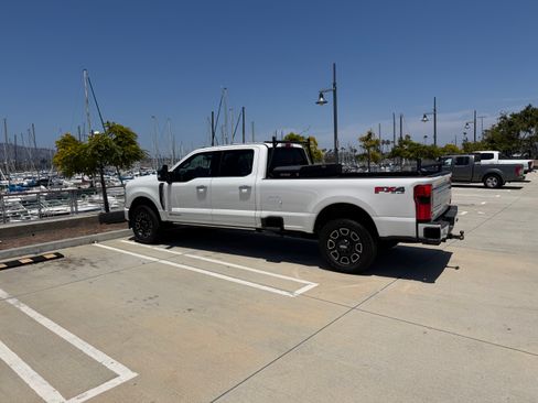 Used 2023 Ford F250 Platinum AWD/4WD image 23