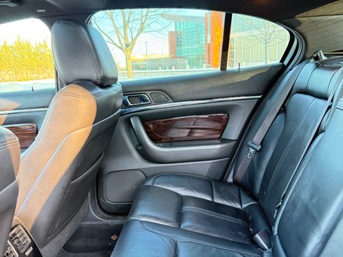 Used 2010 Lincoln MKS AWD image 2