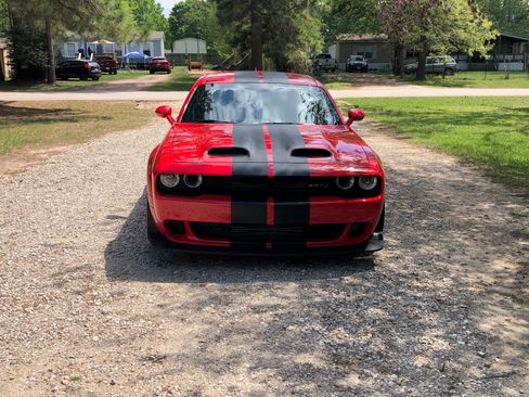 Used 2023 Dodge Challenger SRT Hellcat image 2