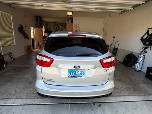 Used 2015 Ford C-MAX Energi SEL w/ Equipment Group 302A image 6