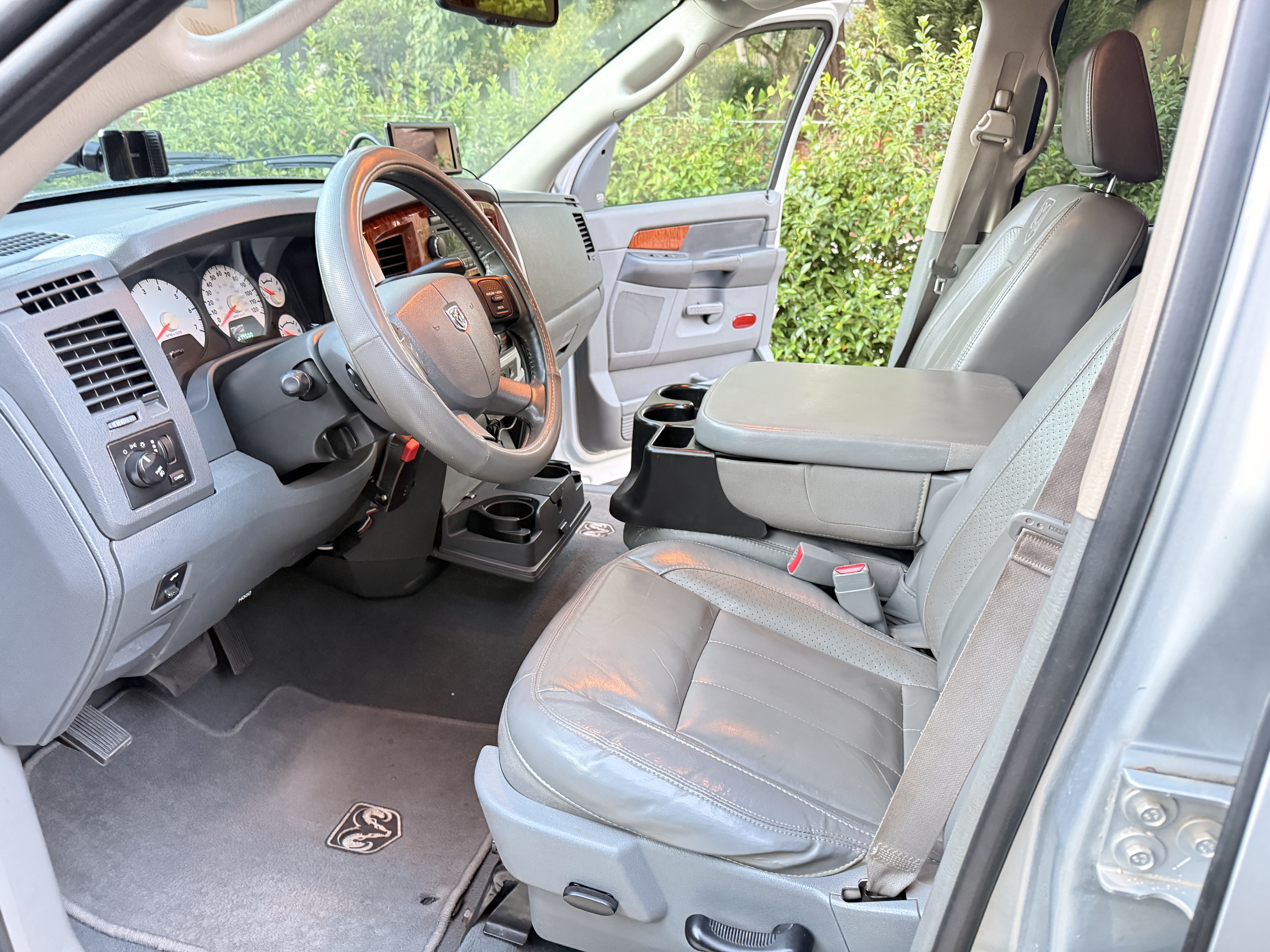 Used 2007 Dodge Ram 1500 Truck Laramie AWD/4WD image 16