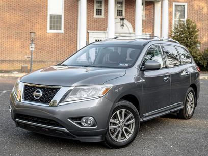 Used 2014 Nissan Pathfinder SV