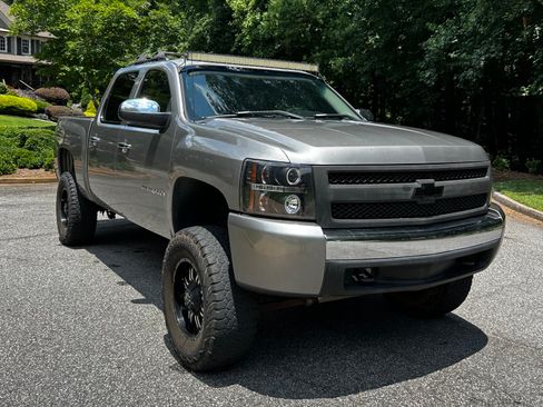Used 2008 Chevrolet Silverado 1500 LT w/ Power Pack Plus AWD/4WD image 1