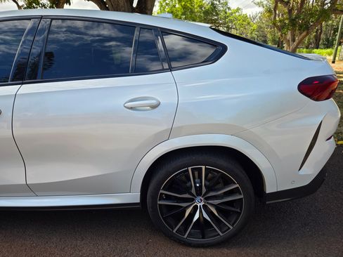 Used 2023 BMW X6 M50i w/ Executive Package AWD/4WD image 21