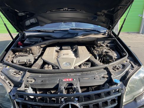 Used 2011 Mercedes-Benz ML 63 AMG 4MATIC image 15