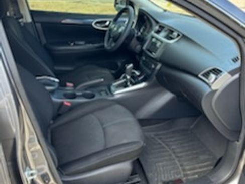 Used 2017 Nissan Sentra SR image 4
