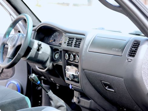 Used 2001 Toyota Tacoma 2WD Regular Cab image 18