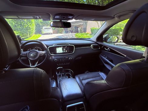 Used 2016 Kia Sorento SX AWD/4WD image 8