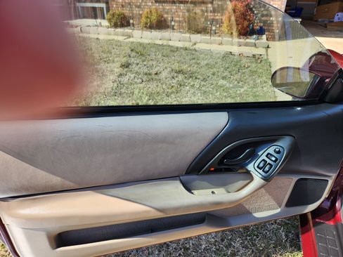 Used 2000 Chevrolet Camaro Z28 image 6