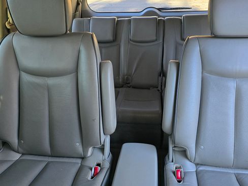 Used 2012 Nissan Quest SL image 17