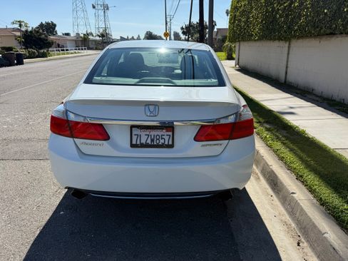 Used 2015 Honda Accord Sport image 5