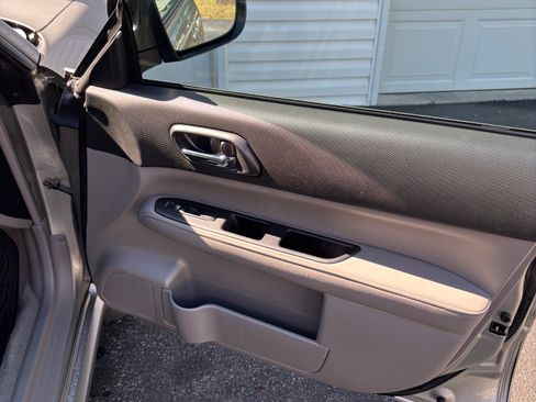 Used 2007 Subaru Forester 2.5X w/ Popular Equipment Group 1H image 8