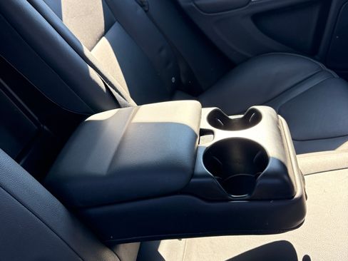 Used 2018 Volvo S60 T5 Dynamic w/ Protection Package image 15