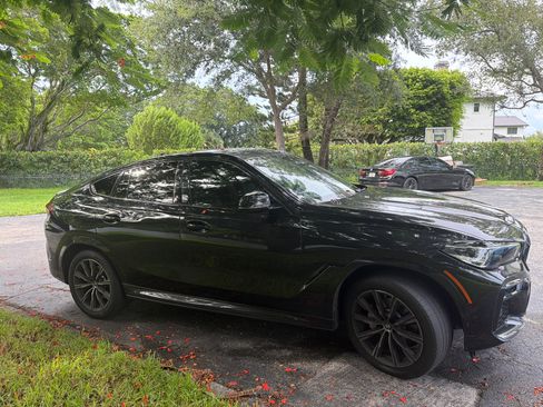 Used 2023 BMW X6 xDrive40i w/ M Sport Package AWD/4WD image 5