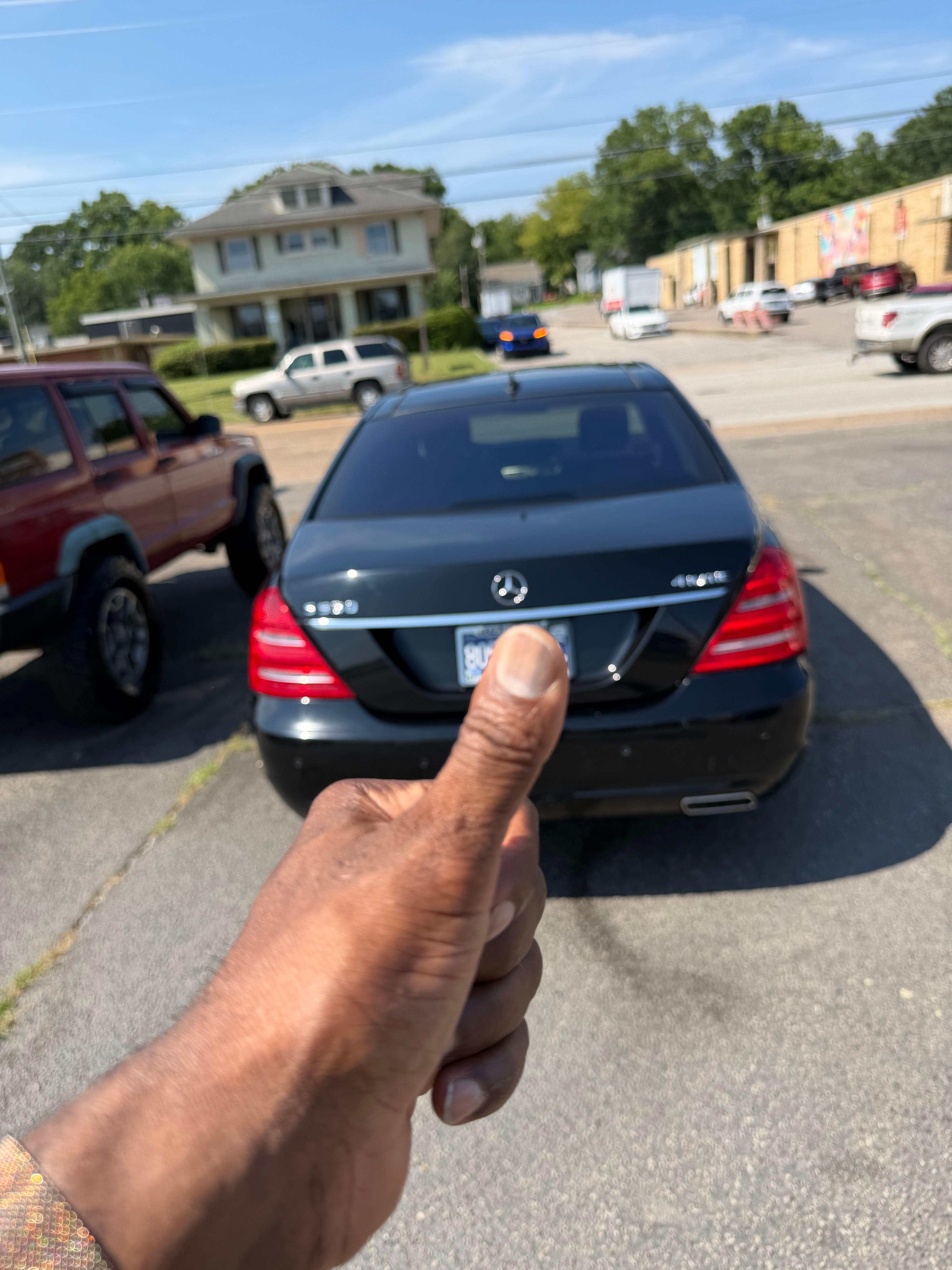 Used 2011 Mercedes-Benz S 550 4MATIC image 2