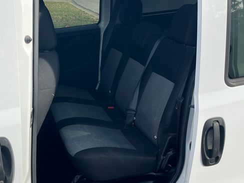 Used 2018 RAM ProMaster City SLT FWD image 9