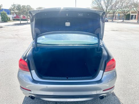 Used 2020 BMW 530i image 16