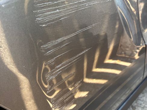 Used 2010 Ford Mustang Coupe image 6