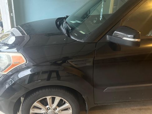 Used 2013 Kia Soul + image 4