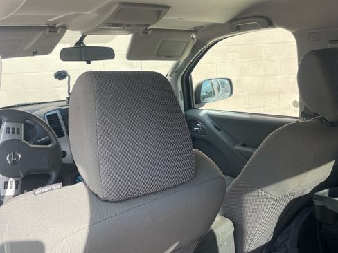 Used 2017 Nissan Frontier S image 4