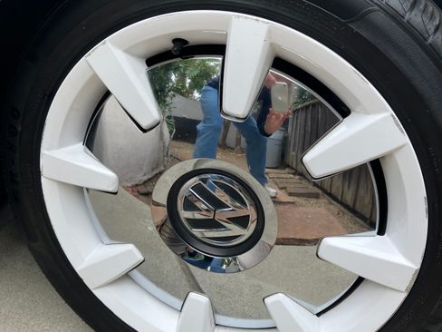 Used 2019 Volkswagen Beetle 2.0T Final Edition SEL FWD image 19