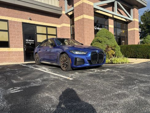 Used 2023 BMW i4 M50 w/ Premium Package AWD/4WD image 9