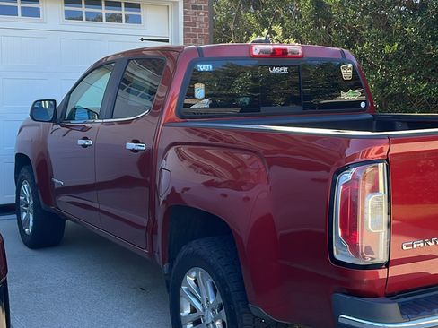 Used 2016 GMC Canyon SLT w/ Trailering Package image 6