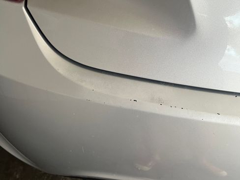 Used 2017 Hyundai Veloster image 9