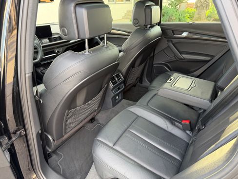 Used 2018 Audi SQ5 Premium Plus w/ S Sport Package image 19