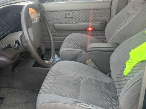 Used 1995 Toyota 4Runner SR5 image 8