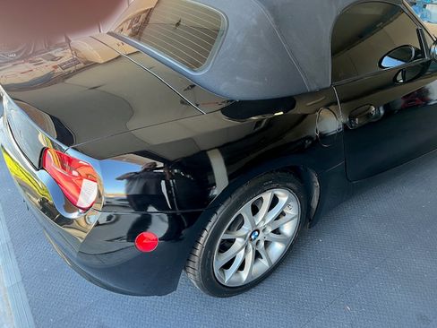 Used 2008 BMW Z4 3.0i image 5