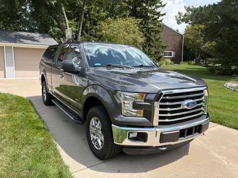 Used 2015 Ford F150 XLT w/ Equipment Group 302A Luxury AWD/4WD image 1