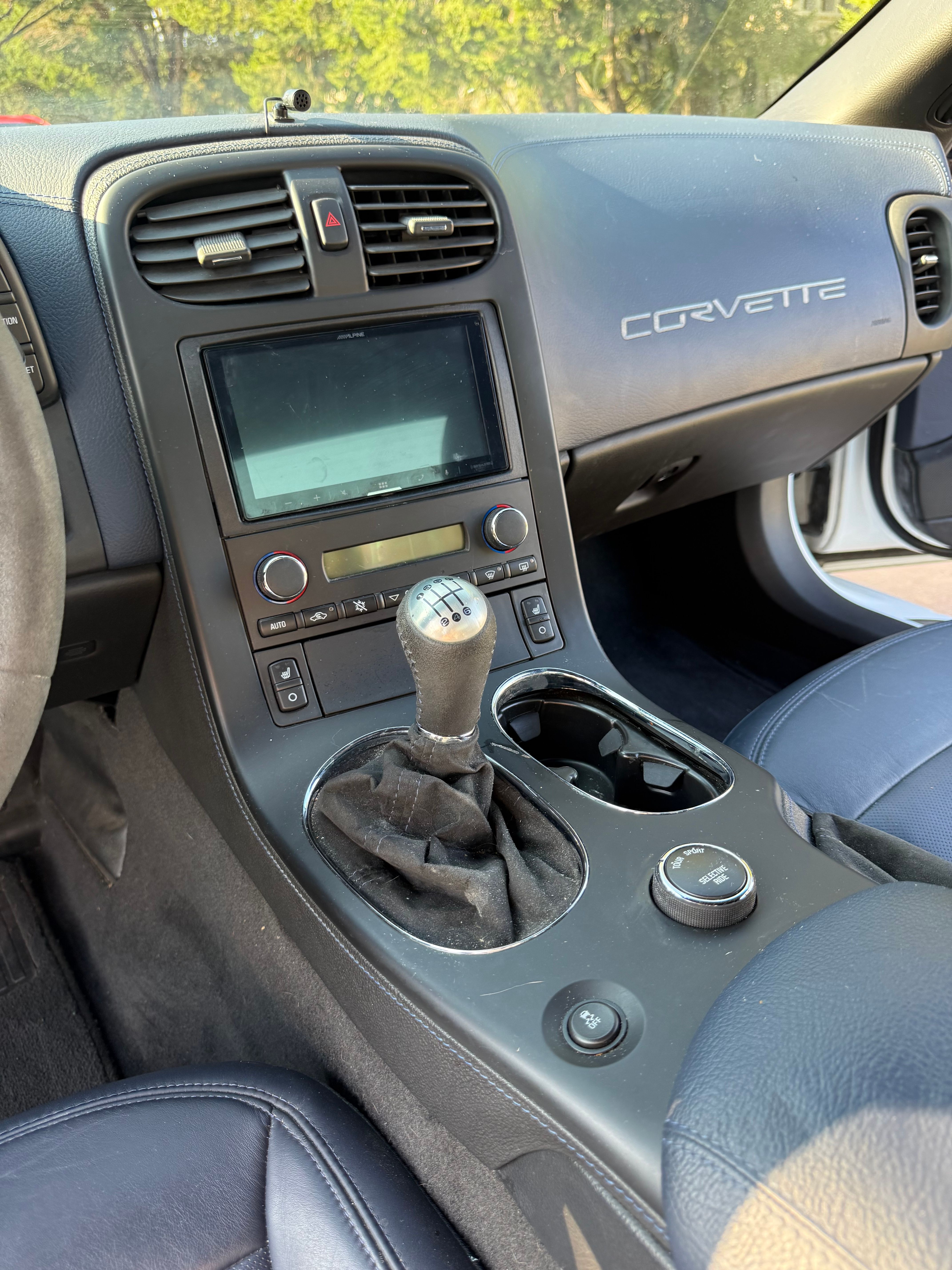 Used 2013 Chevrolet Corvette 427 w/ 1SC Preferred Equipment Group RWD image 8