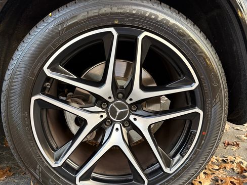 Used 2021 Mercedes-Benz GLE 53 AMG 4MATIC image 6