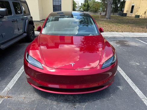 Used 2024 Tesla Model 3 Standard Range RWD image 1