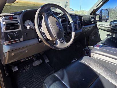Used 2006 Ford F350 Lariat