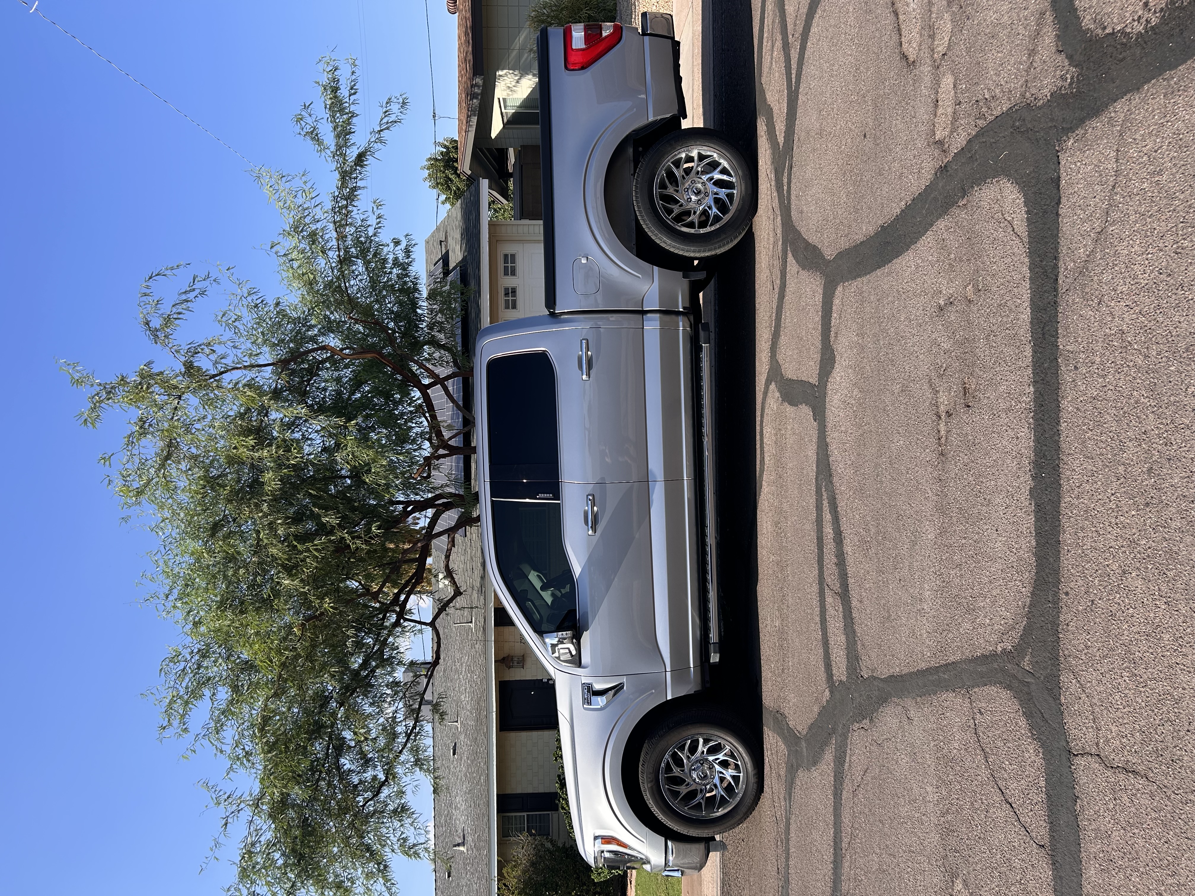Used 2021 Ford F150 Lariat w/ Equipment Group 502A High RWD image 4