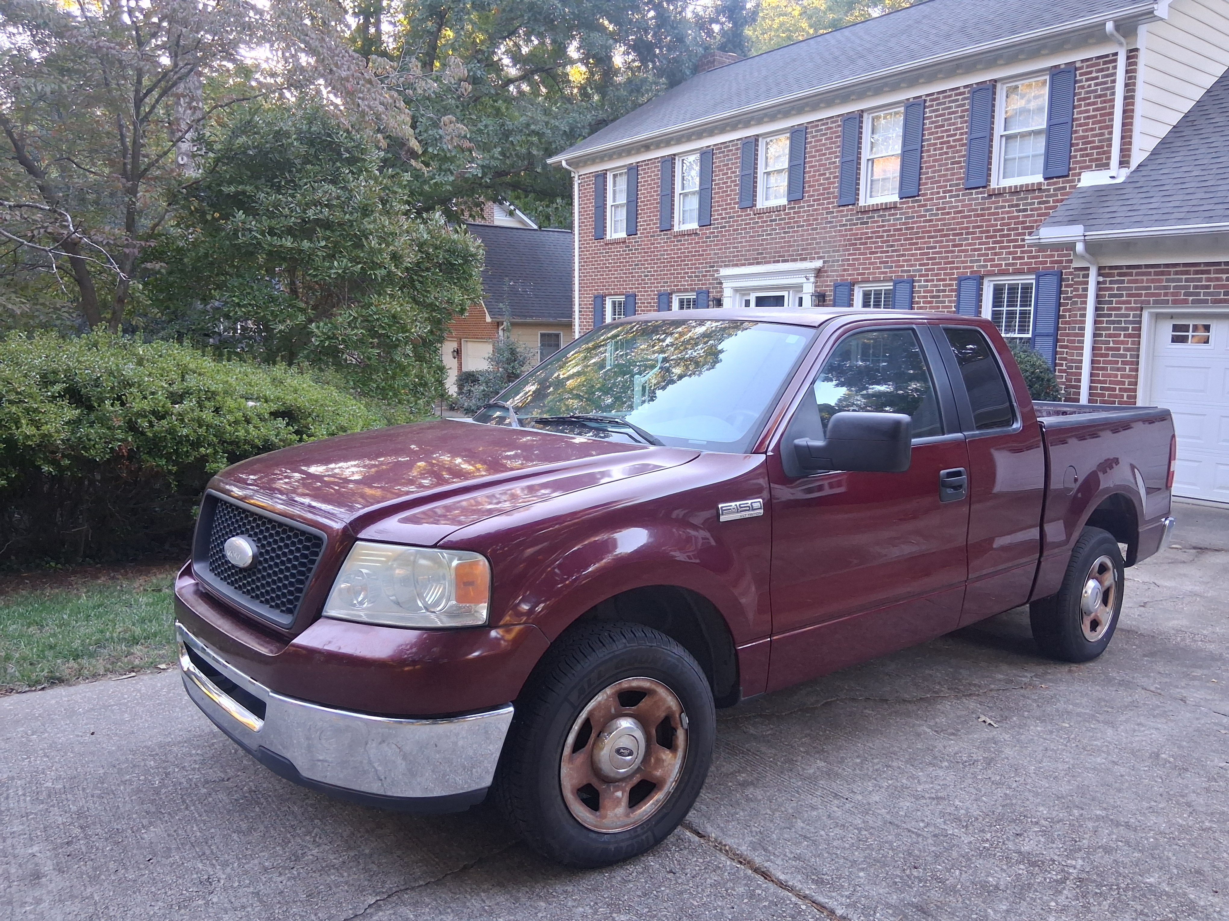 Used 2006 Ford F150 XLT RWD image 1