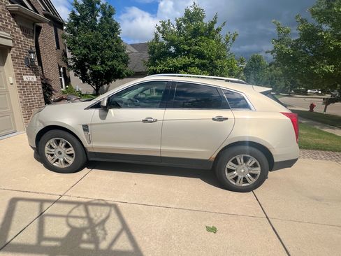 Used 2012 Cadillac SRX Luxury AWD/4WD image 12