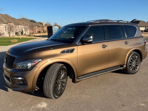 Used 2016 INFINITI QX80 Limited image 5