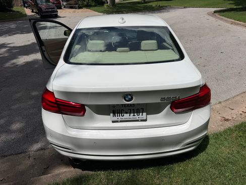 Used 2016 BMW 320i Sedan RWD image 11