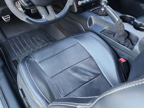 Used 2015 Ford Mustang GT Premium image 28