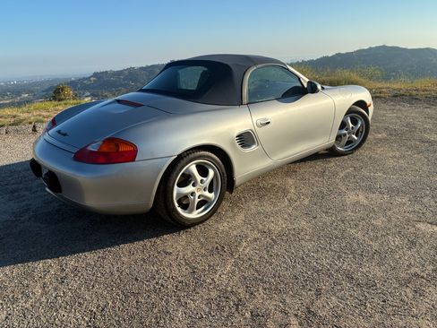 Used 1999 Porsche Boxster RWD image 8