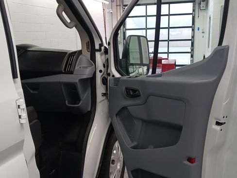 Used 2017 Ford Transit 250 130 Low Roof w/ Exterior Upgrade Package image 17