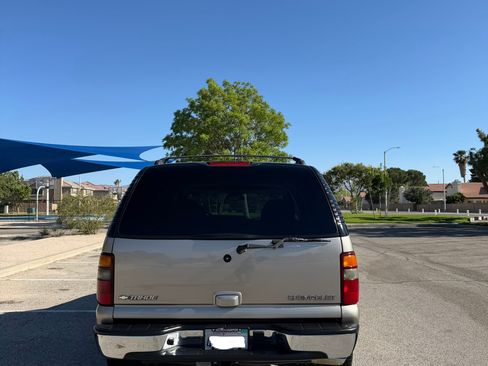 Used 2002 Chevrolet Tahoe LT RWD image 5