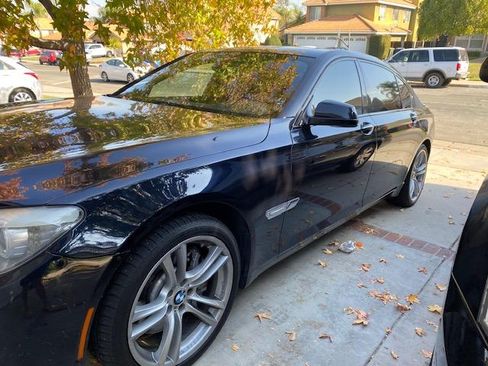 Used 2012 BMW 750Li image 2
