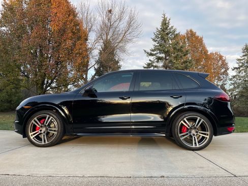 Used 2013 Porsche Cayenne GTS image 1