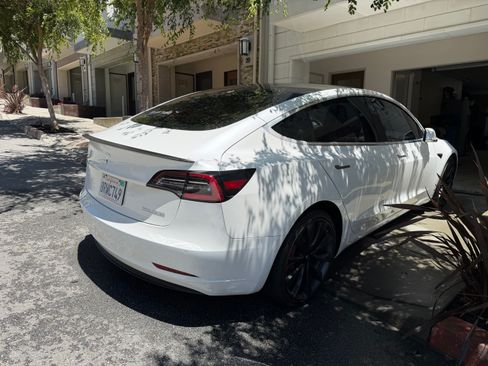 Used 2020 Tesla Model 3 Performance AWD/4WD image 12