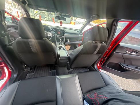 Used 2020 Honda Civic Sport image 12